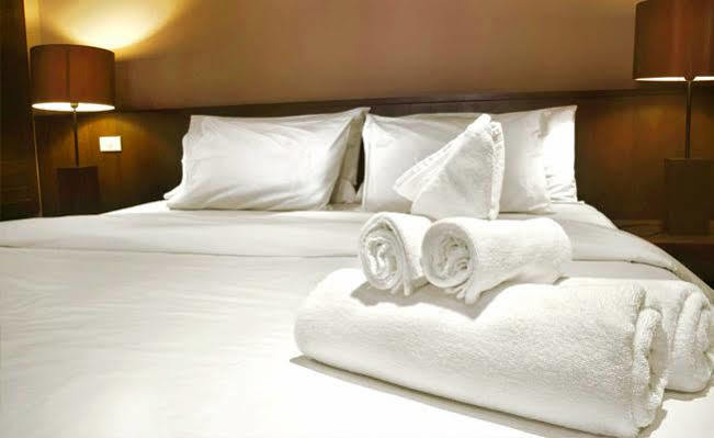 The Greenwood Hotel Bowling Green Bagian luar foto